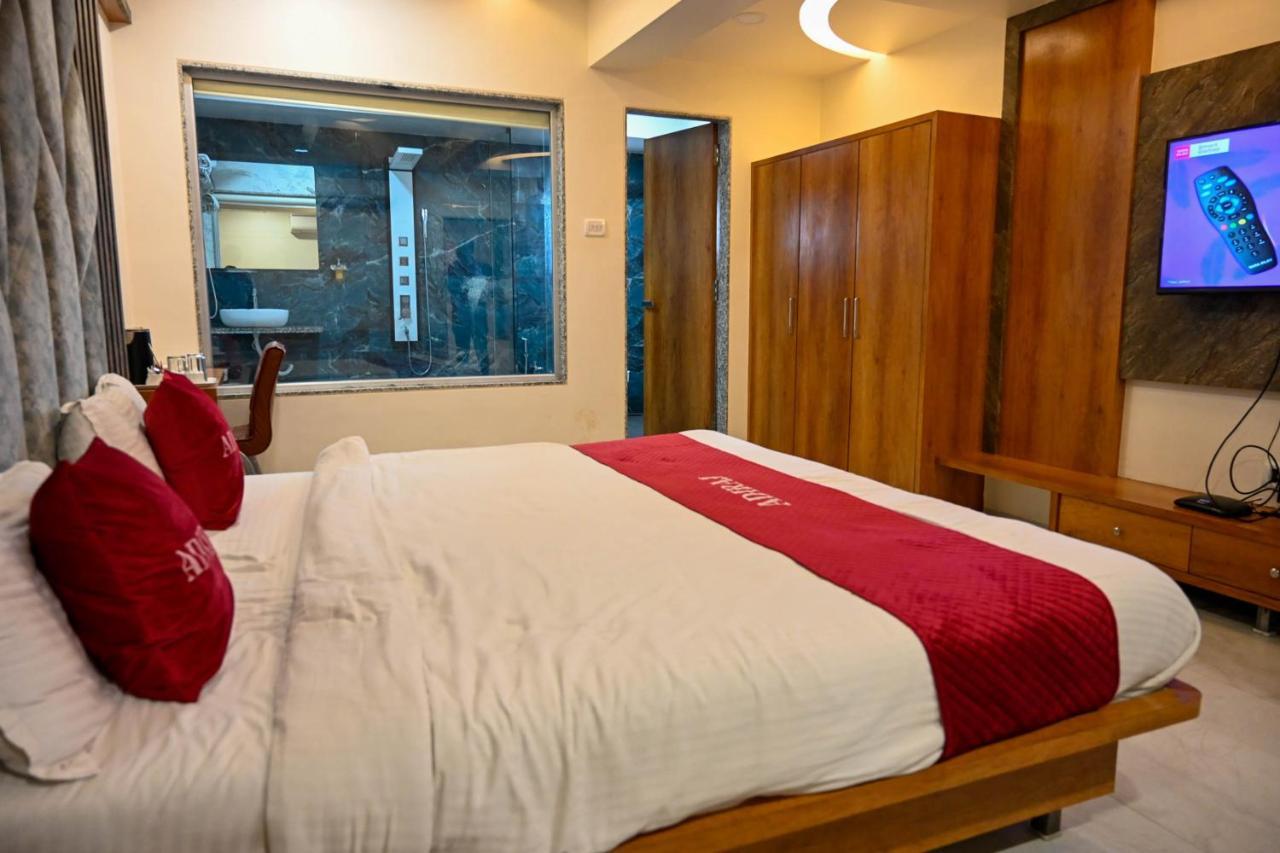 Hotel Adiraj Residency Nová Bombaj Exteriér fotografie