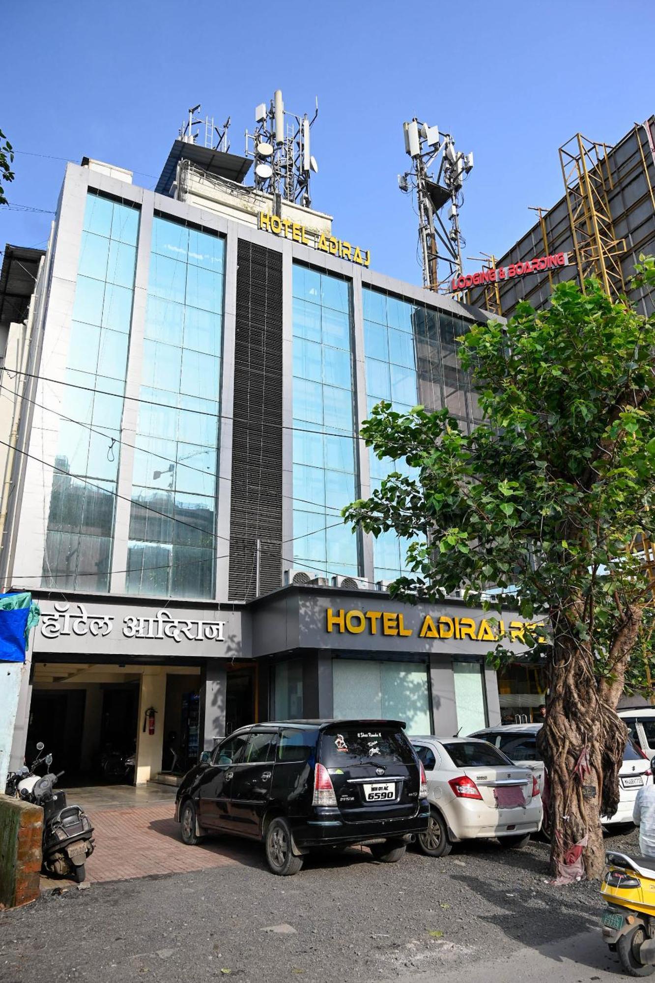 Hotel Adiraj Residency Nová Bombaj Exteriér fotografie