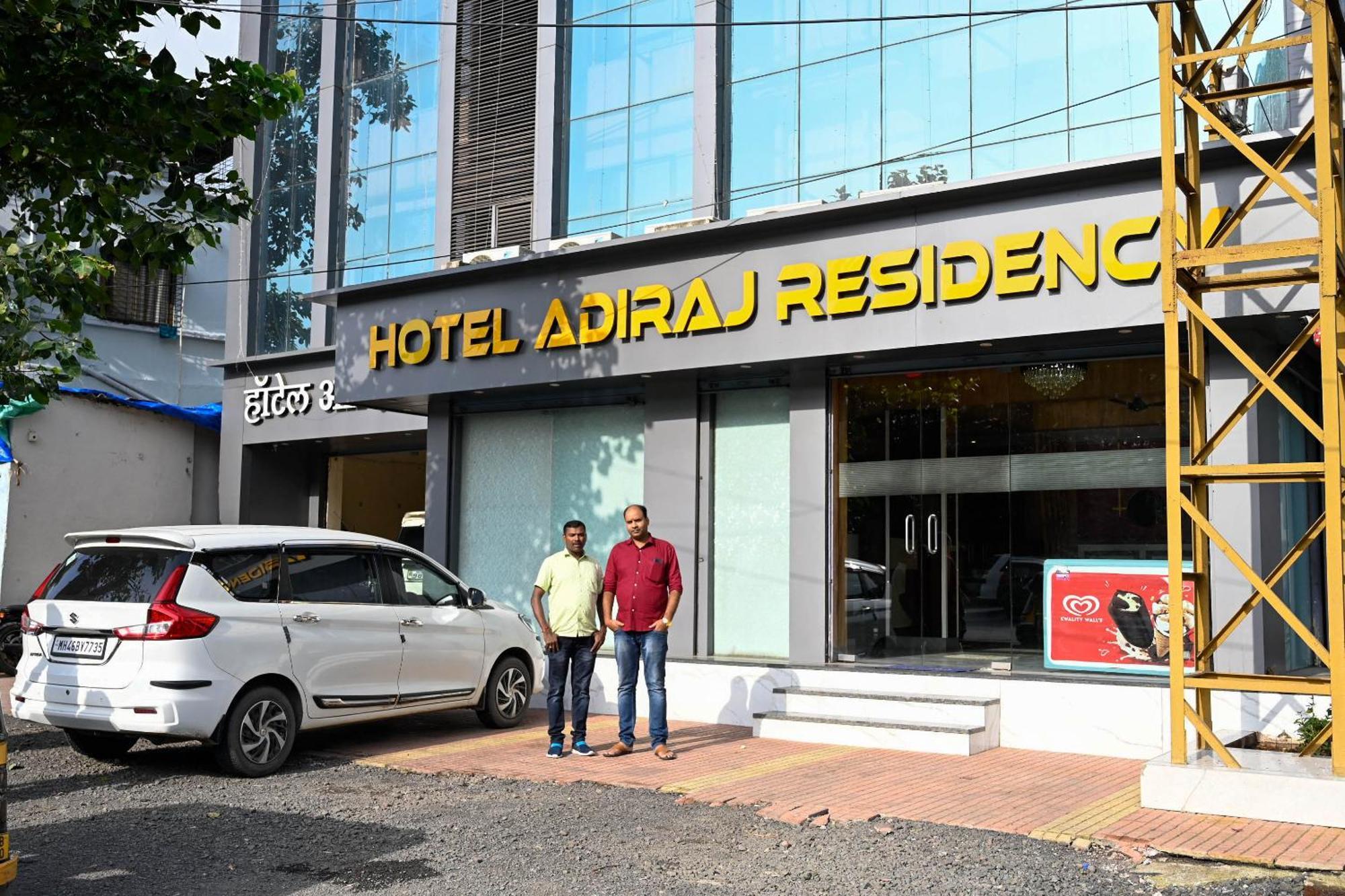 Hotel Adiraj Residency Nová Bombaj Exteriér fotografie