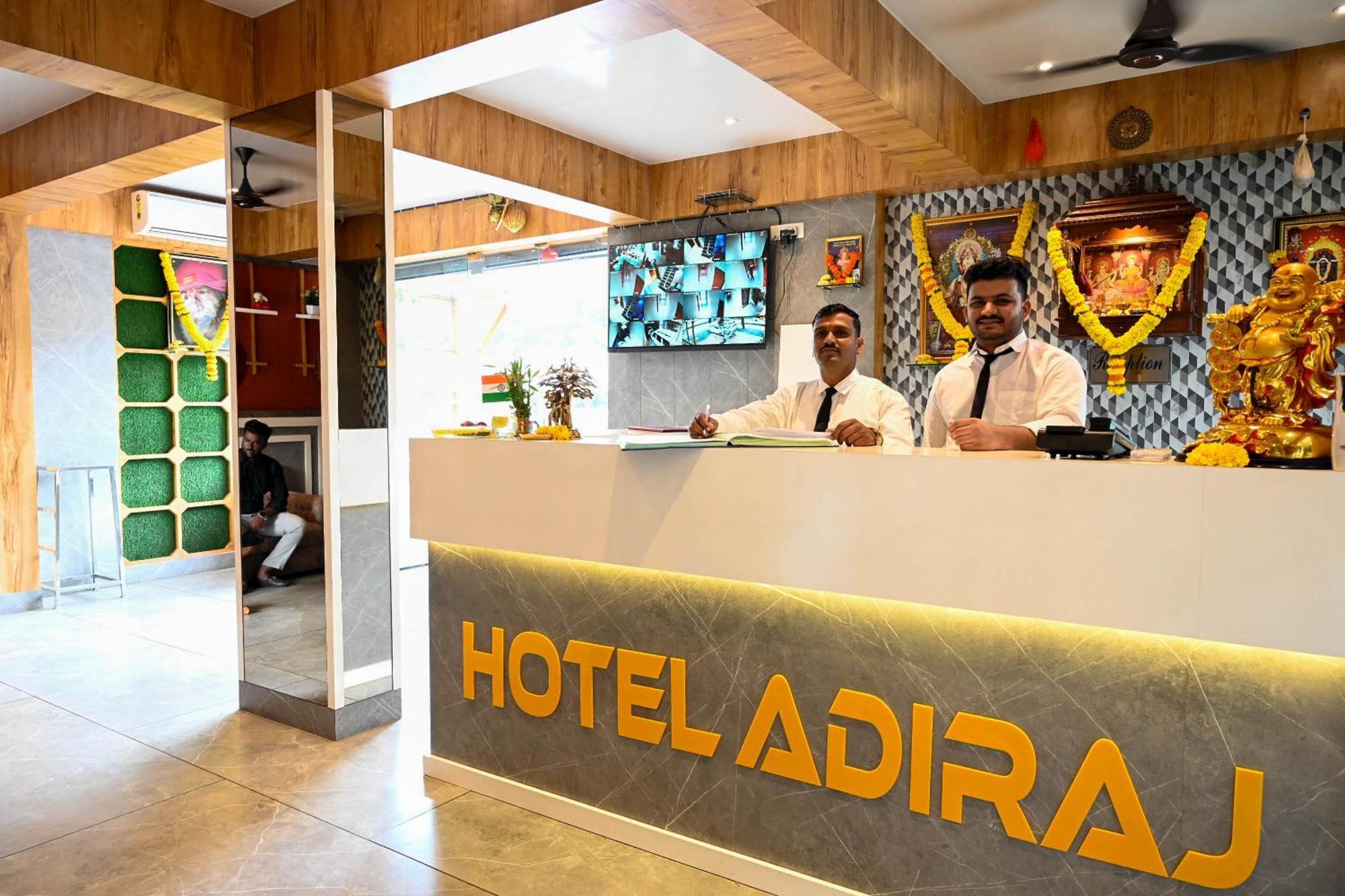 Hotel Adiraj Residency Nová Bombaj Exteriér fotografie