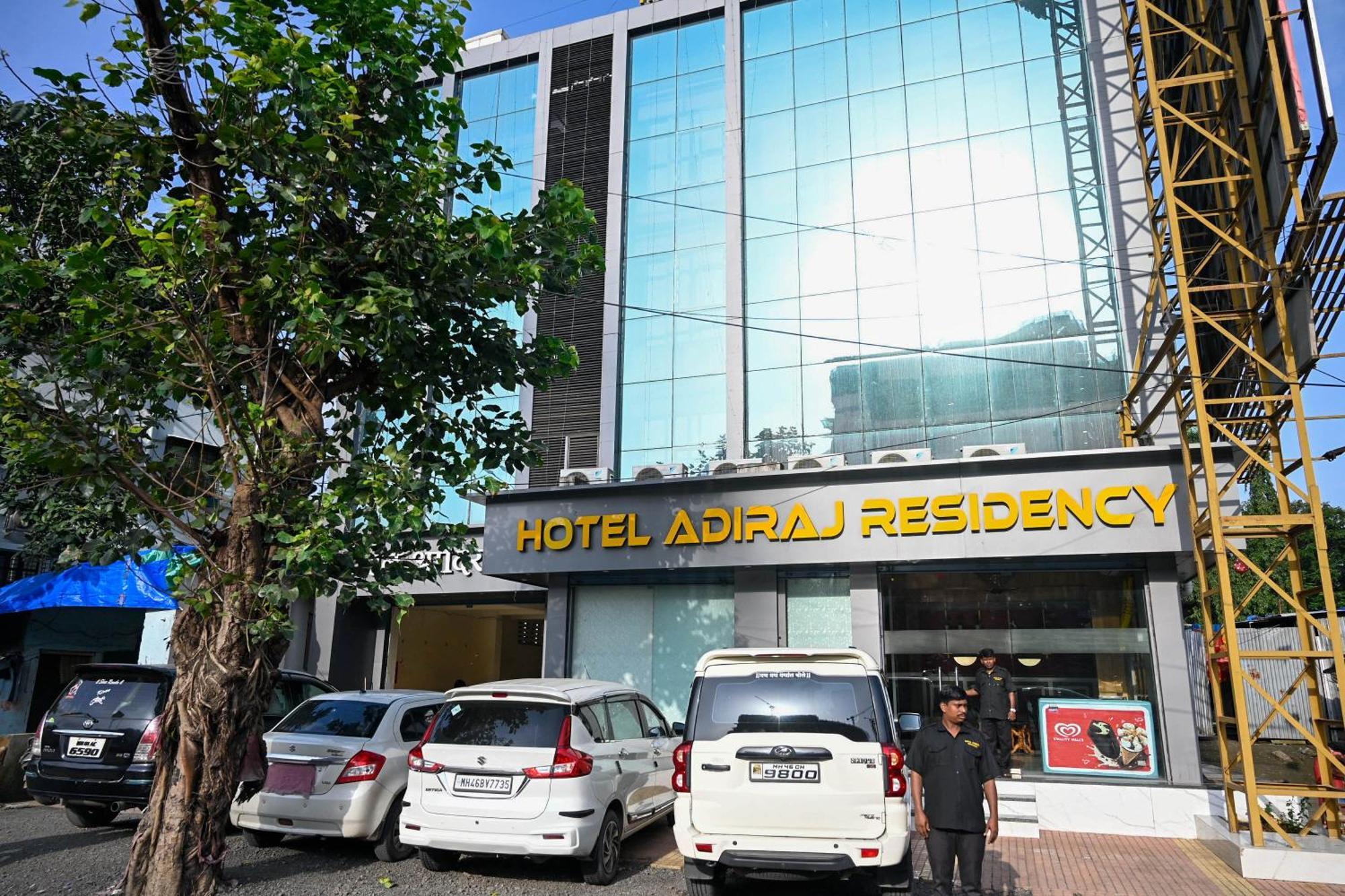 Hotel Adiraj Residency Nová Bombaj Exteriér fotografie