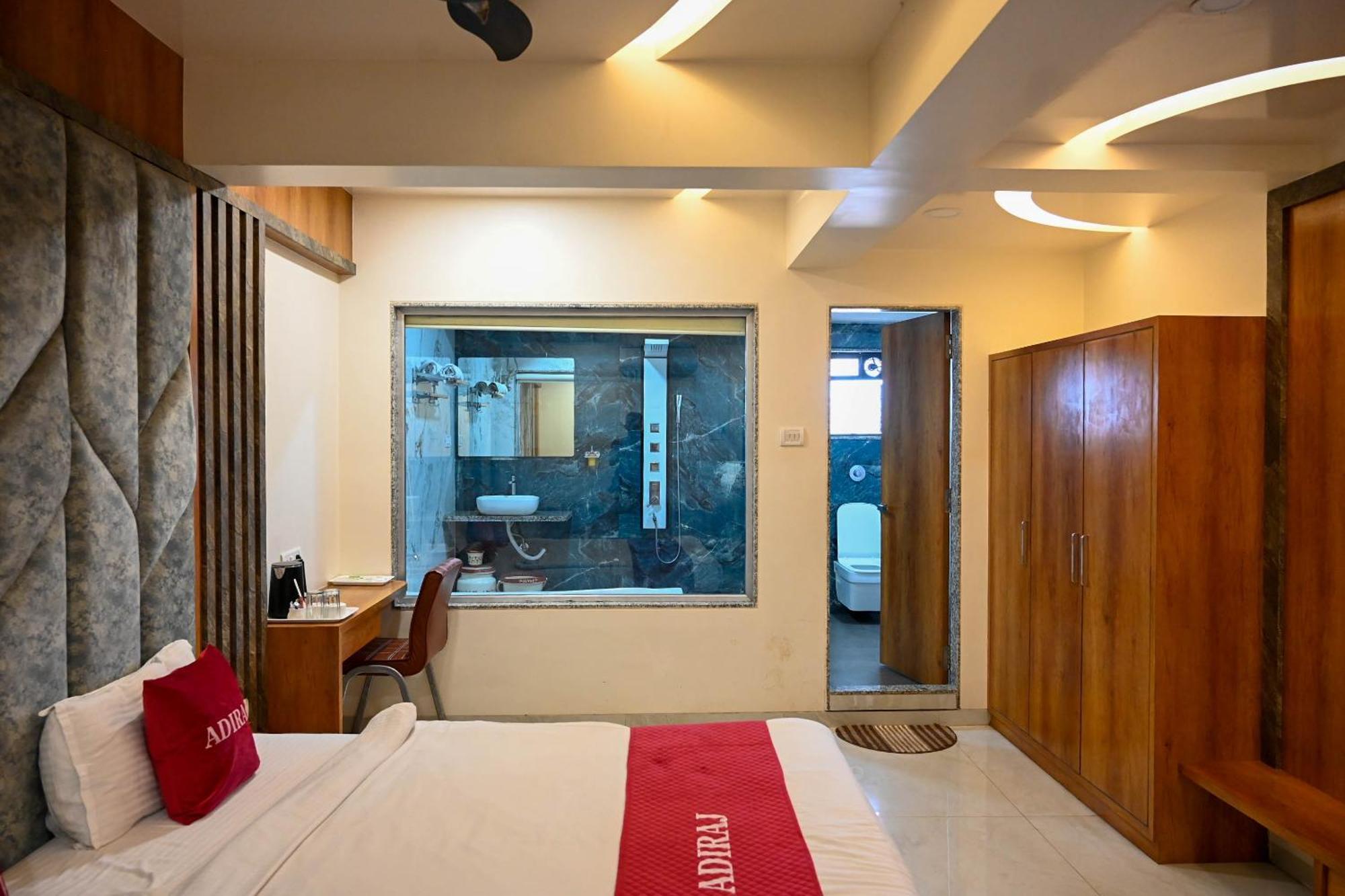 Hotel Adiraj Residency Nová Bombaj Exteriér fotografie